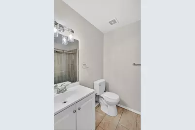 102 E Bayside Drive, Mabank, TX 75156 - Photo 14