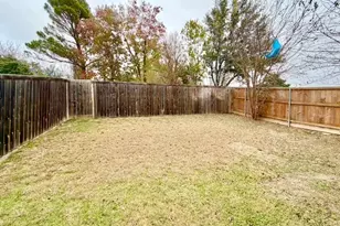 4340 Forest Point Dr, Garland, TX 75043 - Photo 12