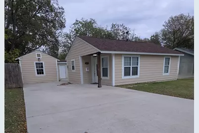 1653 Bell Avenue, Blue Mound, TX 76131 - Photo 1