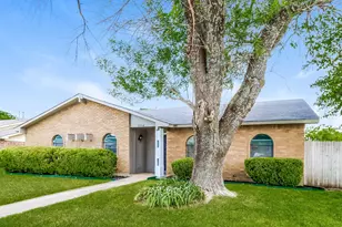 7254 Cloverglen Dr, Dallas, TX 75249 - Photo 2