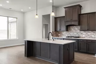 128 Lila Lk Dr, Waxahachie, TX 75165 - Photo 8