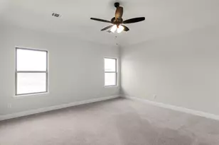 128 Lila Lk Dr, Waxahachie, TX 75165 - Photo 14