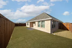 141 Old Glory Ln, Forney, TX 75126 - Photo 2