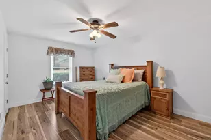 3225 Emerald St, Bedford, TX 76021 - Photo 22