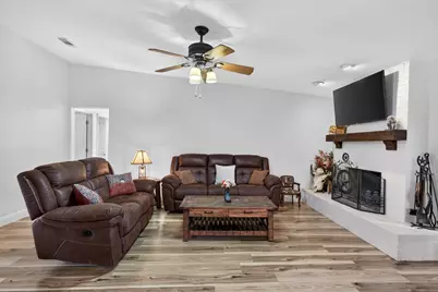 3225 Emerald Street, Bedford, TX 76021 - Photo 8