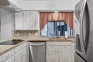 3225 Emerald St, Bedford, TX 76021 - Photo 16