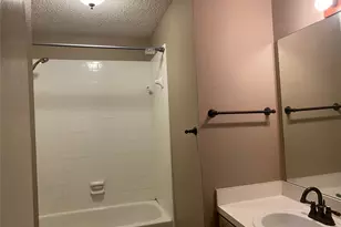 4211 Falcon Dr, Sherman, TX 75092 - Photo 10