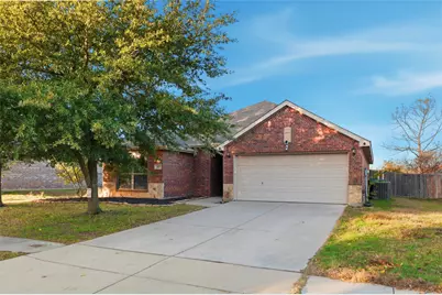207 Commonwealth Circle, Waxahachie, TX 75165 - Photo 1