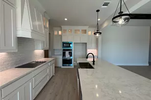 137 Red Fox, Godley, TX 76044 - Photo 4