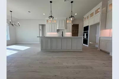 137 Red Fox, Godley, TX 76044 - Photo 2