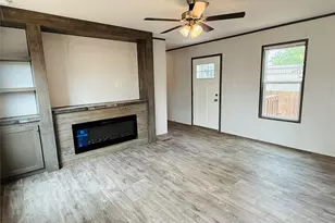 3005 Elmwood Dr, Granbury, TX 76048 - Photo 8