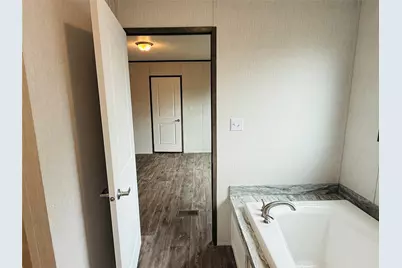 3005 Elmwood Drive, Granbury, TX 76048 - Photo 10