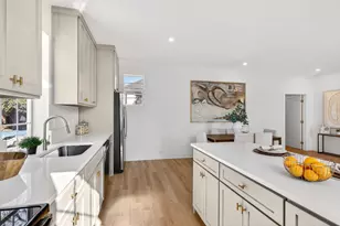 435 W 9th St, Dallas, TX 75208 - Photo 8