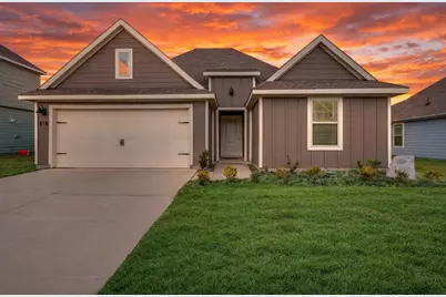 812 Primrose Lane, Pilot Point, TX 76258 - Photo 2