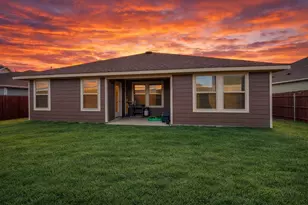 812 Primrose Ln, Pilot Point, TX 76258 - Photo 22