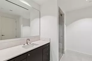 2408 Victory Park Ln, Dallas, TX 75219 - Photo 24