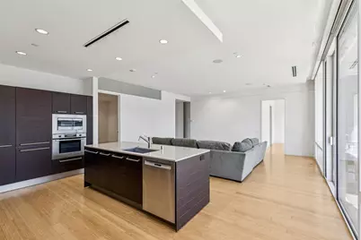 2408 Victory Park Lane #838, Dallas, TX 75219 - Photo 12