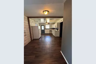 301 W Austin Avenue, Cooper, TX 75432 - Photo 4