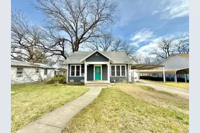 410 S Avenue E, Clifton, TX 76634 - Photo 1