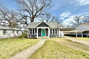 410 S Ave E, Clifton, TX 76634 - Photo 1