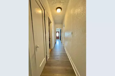 410 S Avenue E, Clifton, TX 76634 - Photo 10