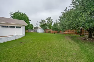 3414 Country Club Rd, Pantego, TX 76013 - Photo 26