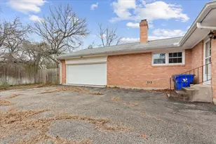 2917 Braemar Dr, Waco, TX 76710 - Photo 26