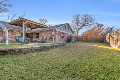 1637 Bedford Oaks Drive, Bedford, TX 76021 - Photo 30