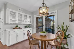 1637 Bedford Oaks Dr, Bedford, TX 76021 - Photo 16