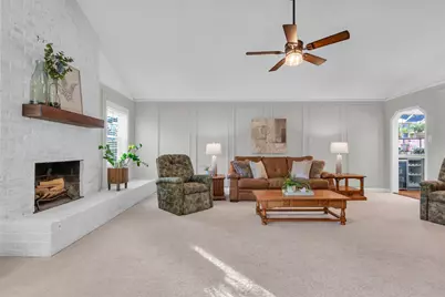 1637 Bedford Oaks Drive, Bedford, TX 76021 - Photo 6