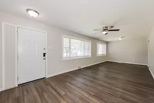 2230 Mack Ln, Dallas, TX 75227 - Photo 2
