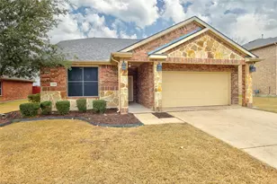 1328 Hl Vw Trl, Wylie, TX 75098 - Photo 2