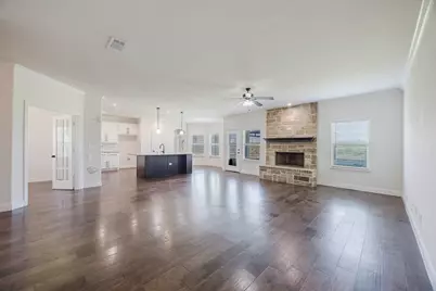 105 Kathy Stephens Avenue, Springtown, TX 76082 - Photo 22