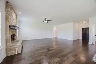 105 Kathy Stephens Ave, Springtown, TX 76082 - Photo 24