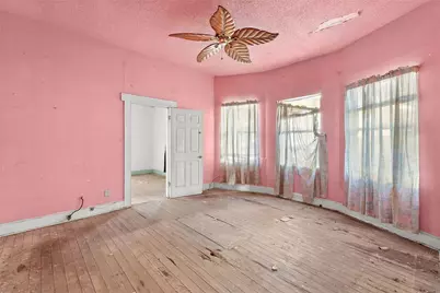 221 W Brooklyn Avenue, Dallas, TX 75208 - Photo 10