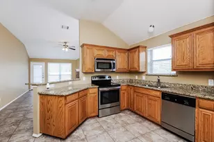 2705 Wildridge Ct, Fort Worth, TX 76108 - Photo 8