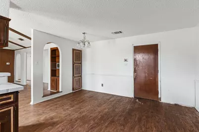 7537 Folkstone Drive, Forest Hill, TX 76140 - Photo 10