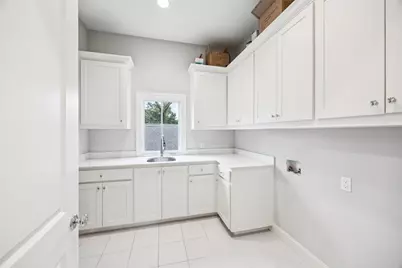 6435 Glenrose Court, Dallas, TX 75214 - Photo 40