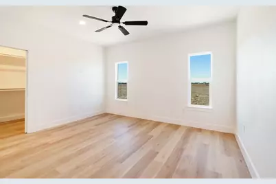 213 Private Road 33083, Sumner, TX 75486 - Photo 10