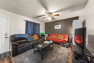 1421 S 12th St, Waco, TX 76706 - Photo 2