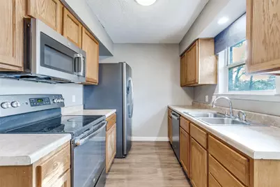 500 Lake Crest Parkway, Azle, TX 76020 - Photo 2