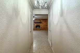 1112 Autumn Oak Dr, Denton, TX 76209 - Photo 4