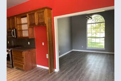 1323 E College Street, Princeton, TX 75407 - Photo 4