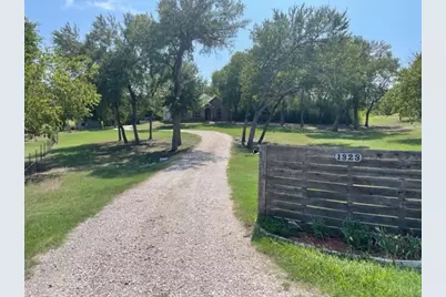 1323 E College Street, Princeton, TX 75407 - Photo 34