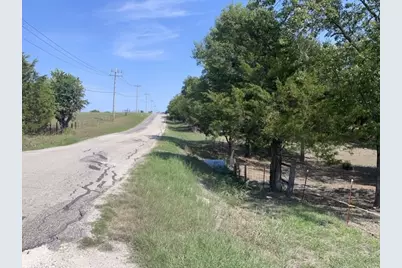 1323 E College Street, Princeton, TX 75407 - Photo 36