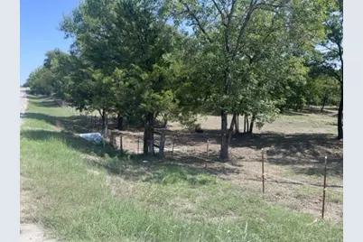 1323 E College Street, Princeton, TX 75407 - Photo 38
