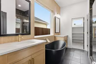 6137 Kemrock Dr, Dallas, TX 75241 - Photo 10