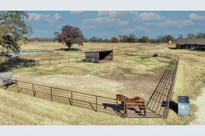 7690 County Road 417, Stephenville, TX 76401 - Photo 26