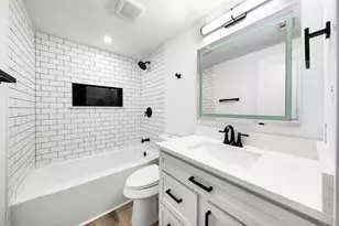 305 E Kirby, Quinlan, TX 75474 - Photo 16