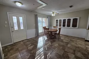 301 E 6th St, Weatherford, TX 76086 - Photo 12